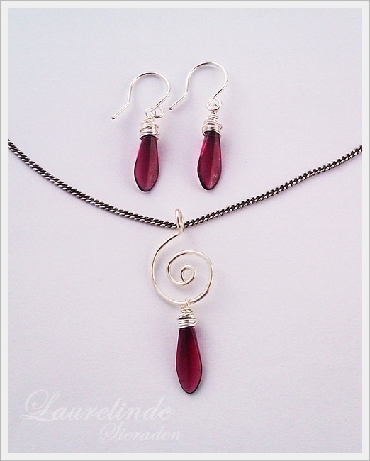 wire wrapped bordeaux jewelry set
