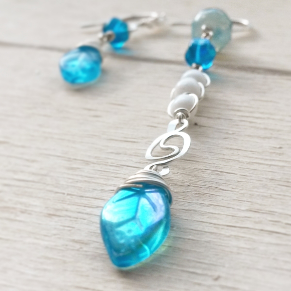 asymmetrische zilevren oorbellen door Laurelinde